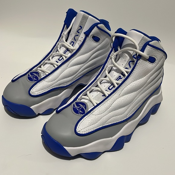 Jordan Pro Strong GS 6Y with the Box - Picture 6 of 8